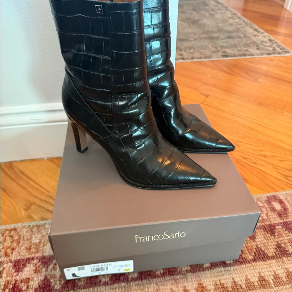 new with box Franco Sarto Black Croc-Embossed Pointed Knee Boots